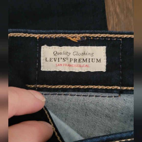 Levi's 311 Shaping Skinny classic dark denim wash Women's size 29 blue jeans - Picture 3 of 12